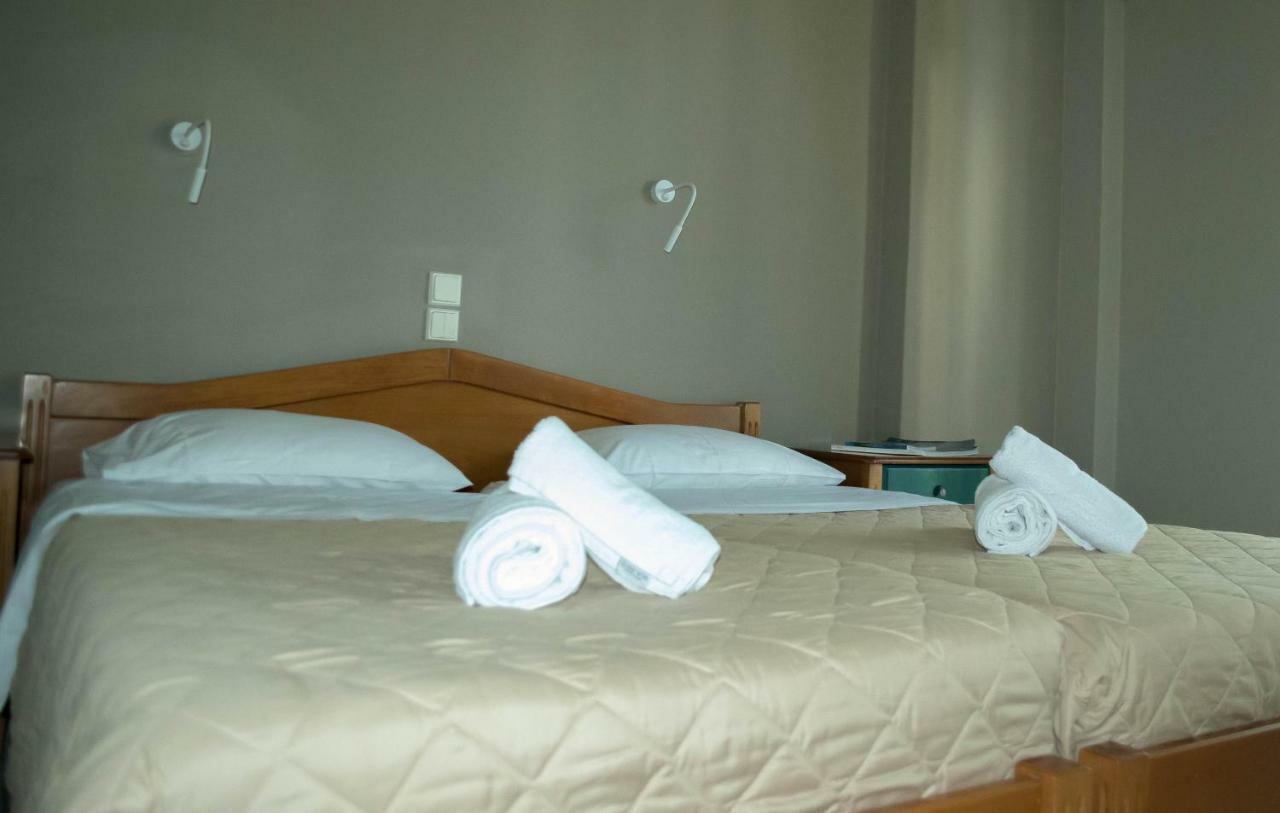 Olympia Hotel ลากานาส ภายนอก รูปภาพ