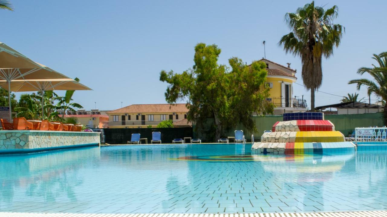 Olympia Hotel ลากานาส ภายนอก รูปภาพ
